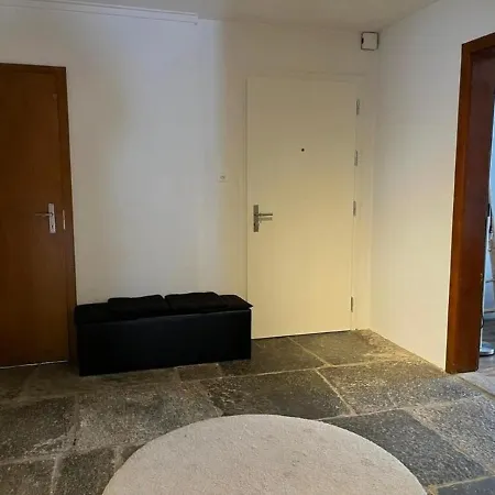 Apartmán Schone, Sonnige Parterrewohung 3 Zi Mit Garten In Poschiavo
